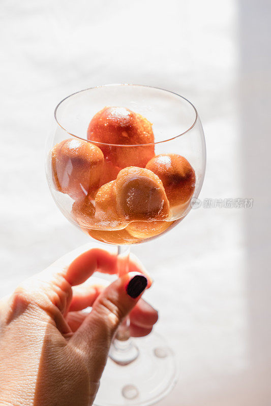 Babà and Rhum in a Glass